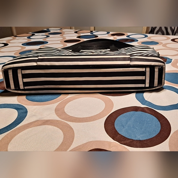 Kate Spade Classic  Nylon Stripe Laptop Commuter Bag 13" - Picture 4 of 12